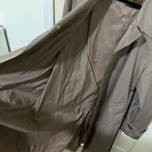 Vintage Climatizer Trench Coat Taupe | Belted | Size 42 Tall | Classic Raincoat - Picture 9 of 14